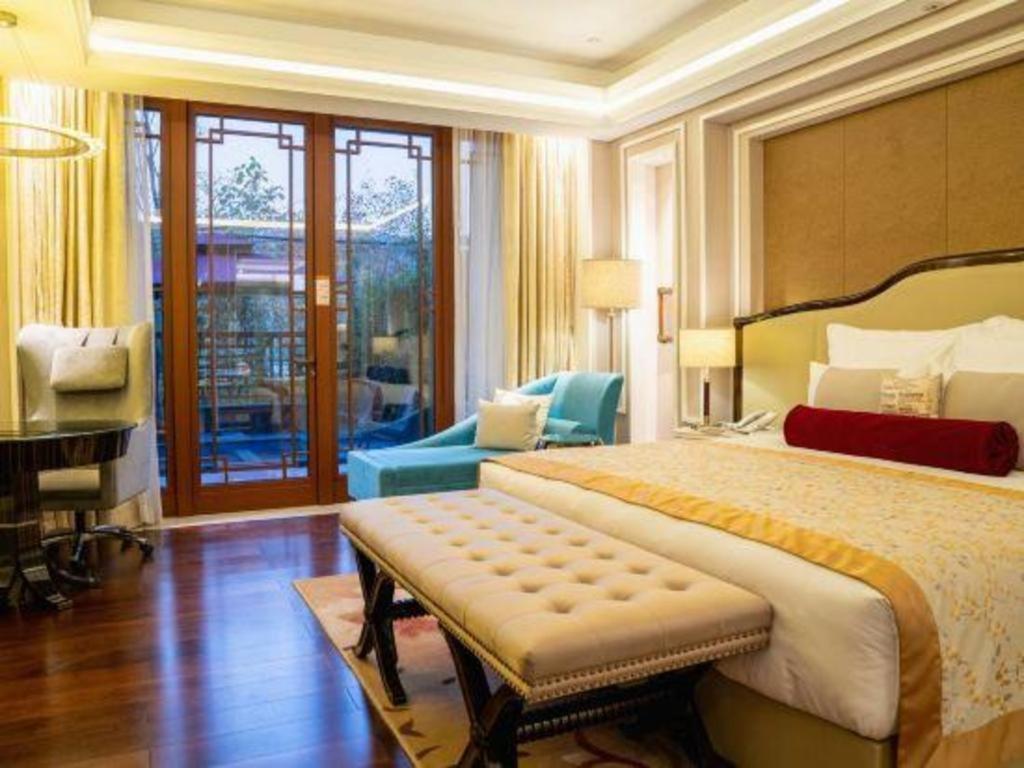 Grand Bay Hotel Beijing Xiaotangzhuang Exteriör bild
