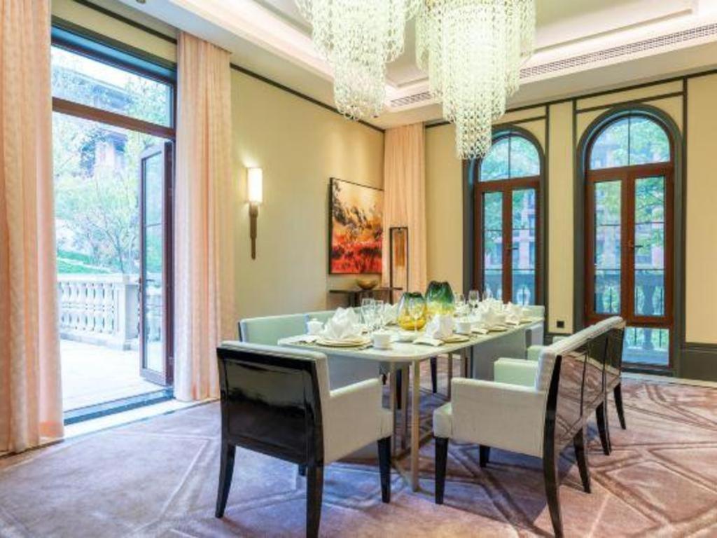 Grand Bay Hotel Beijing Xiaotangzhuang Exteriör bild